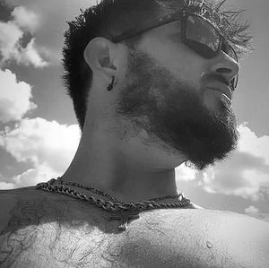 Meet your Posher, Marc